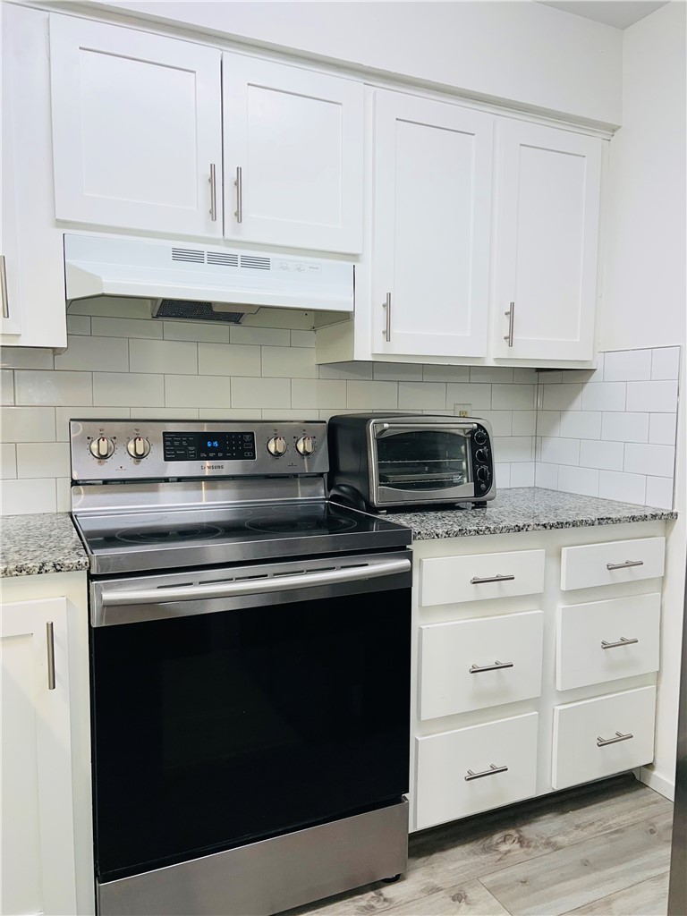 Townhouse Tct 3 A/K/A Drake Court Bvv - Residential