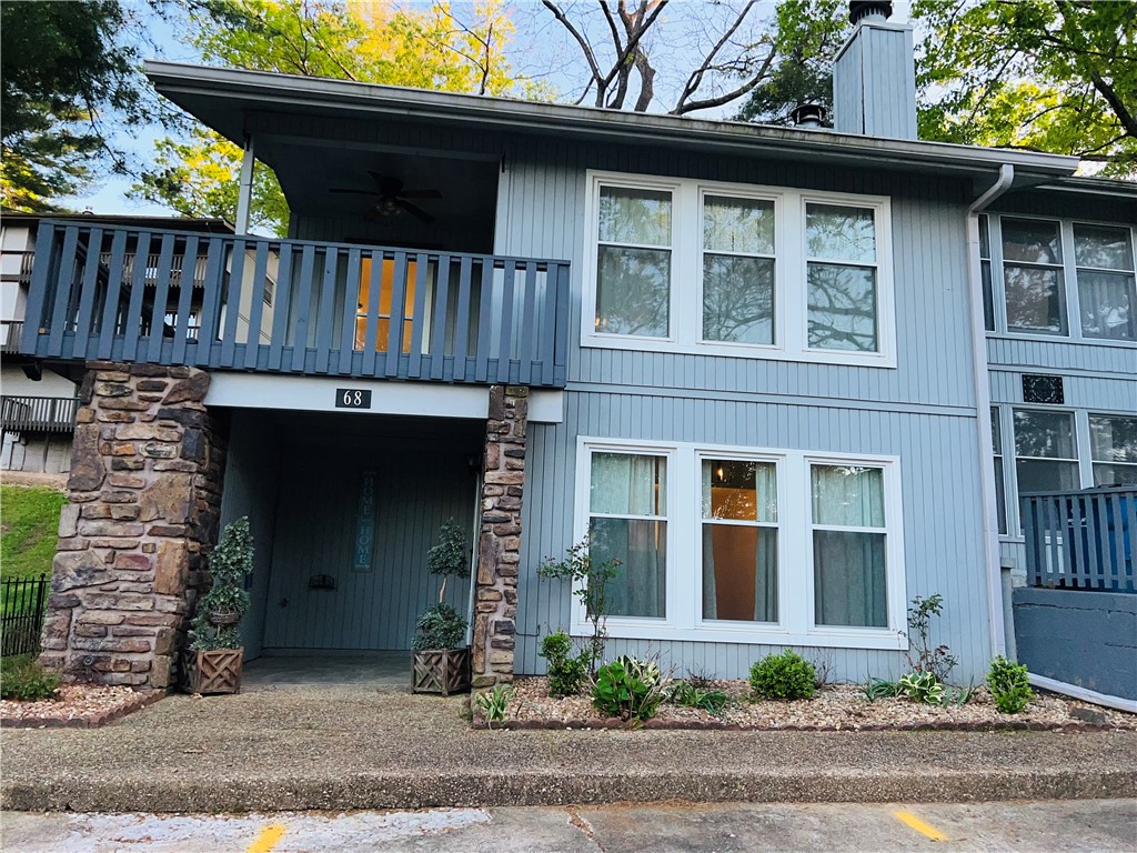 Townhouse Tct 3 A/K/A Drake Court Bvv - Residential