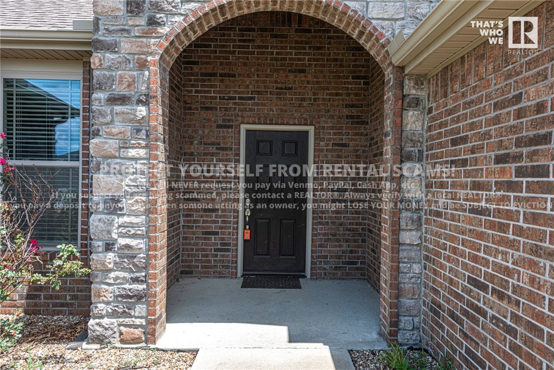 Villages Of Sloanbrooke - Residential Lease