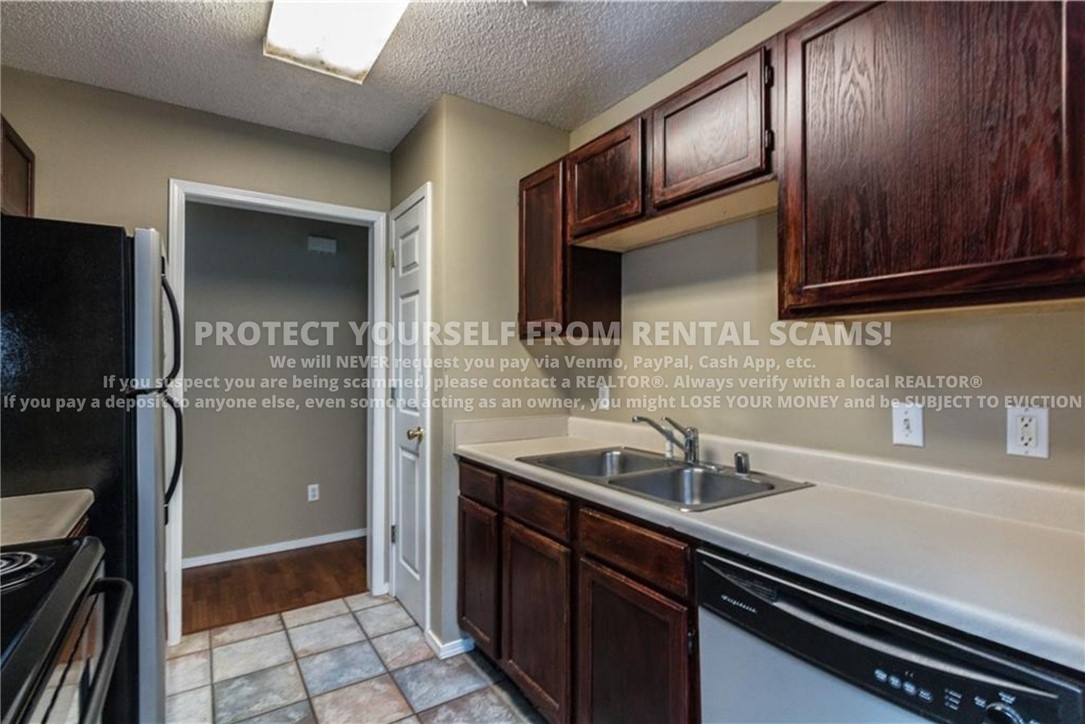 Pine Crest Add Ph I - Residential Lease