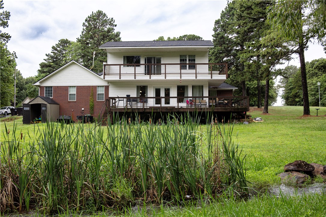 Cliff & Stream Ii - Residential