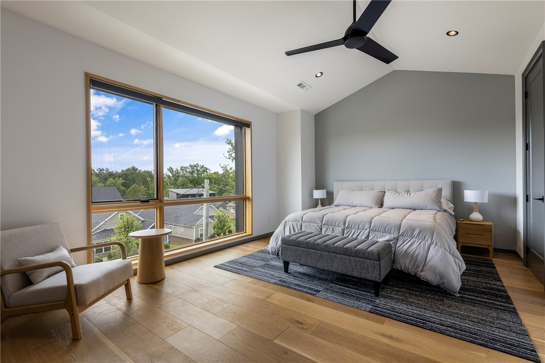 W A BURK'S ADD-BENTONVILLE - Residential