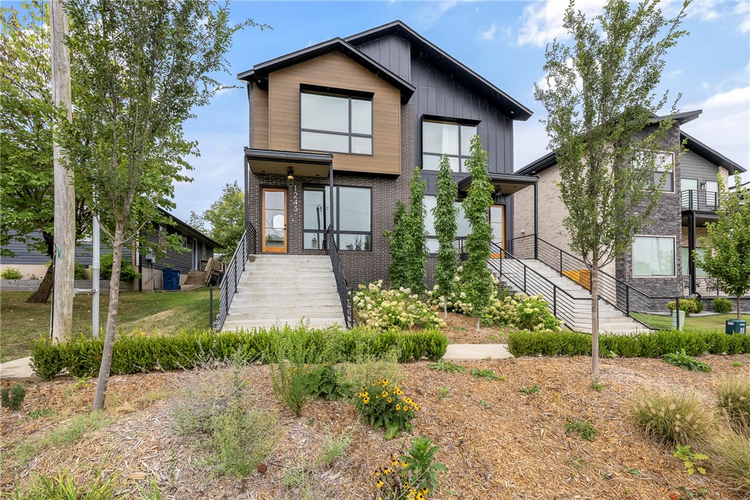 W A BURK'S ADD-BENTONVILLE - Residential