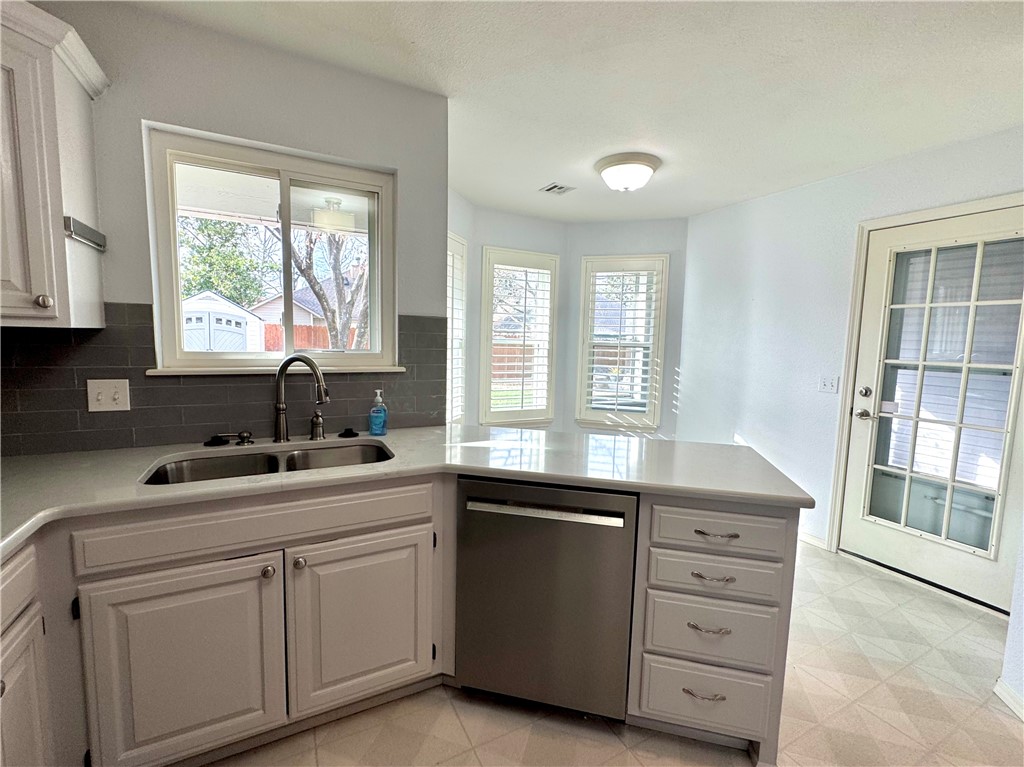 Forest Park Ph IV Rogers - Residential Lease