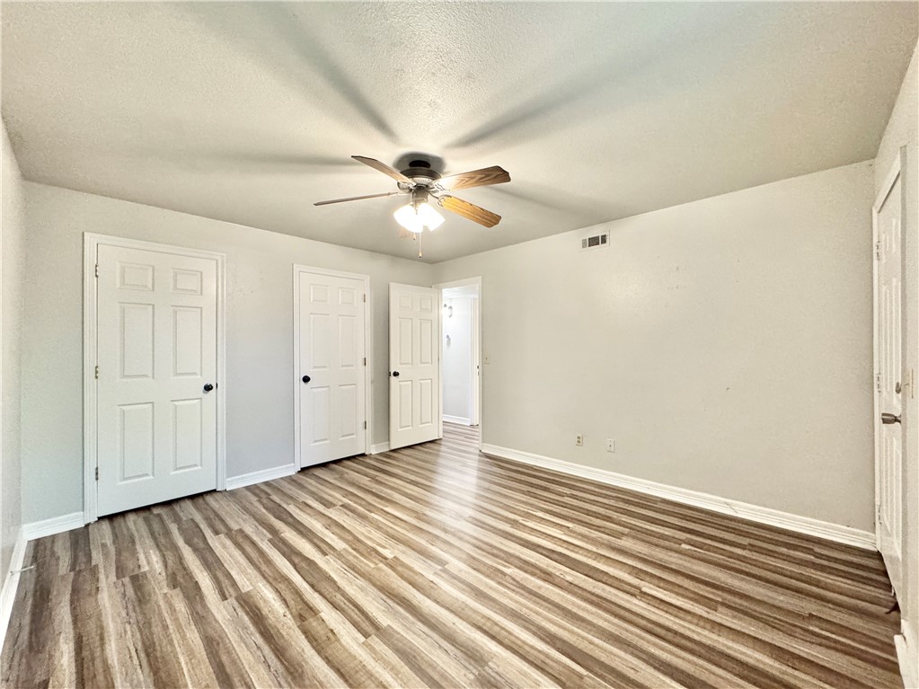 9-16-30 FAYETTEVILLE OUTLOTS - Residential Lease