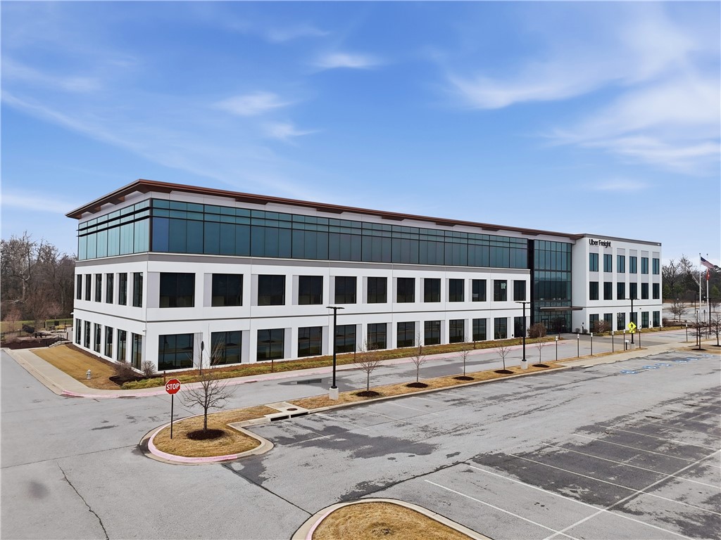 Magnolia Farms Rogers - Commercial Lease