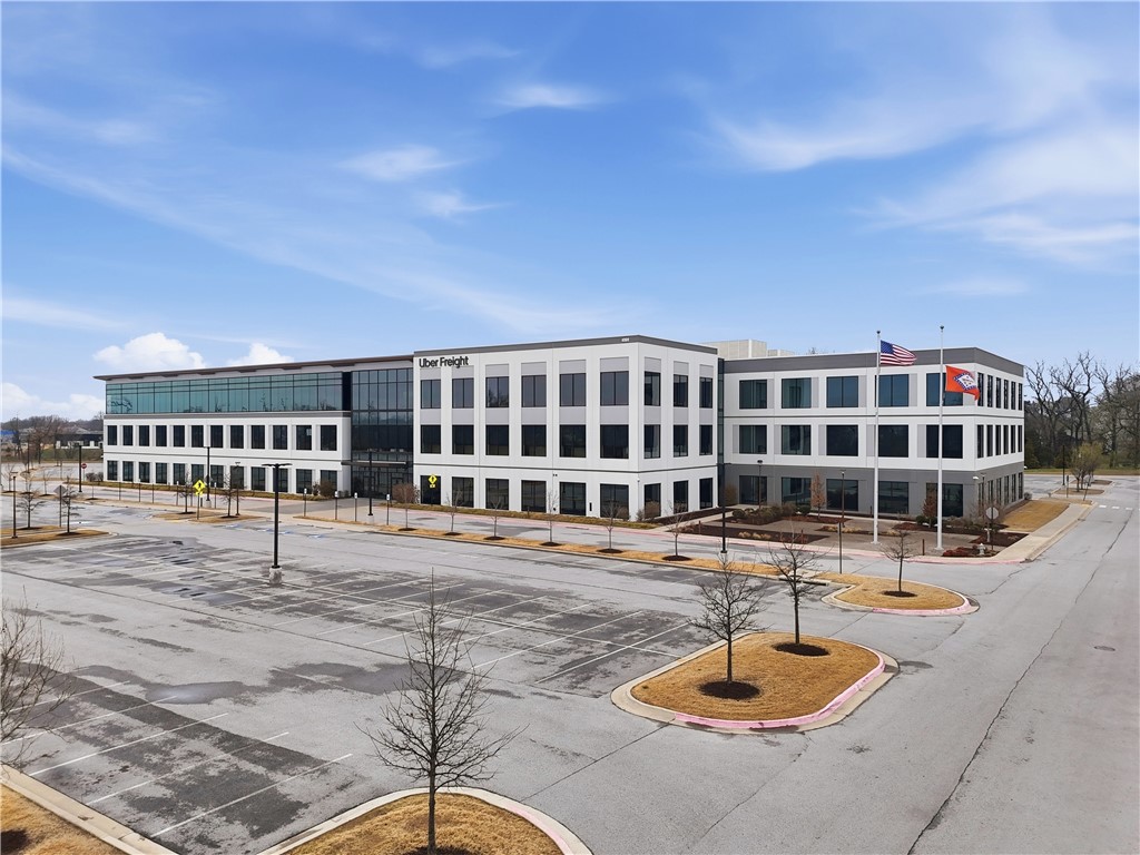 Magnolia Farms Rogers - Commercial Lease