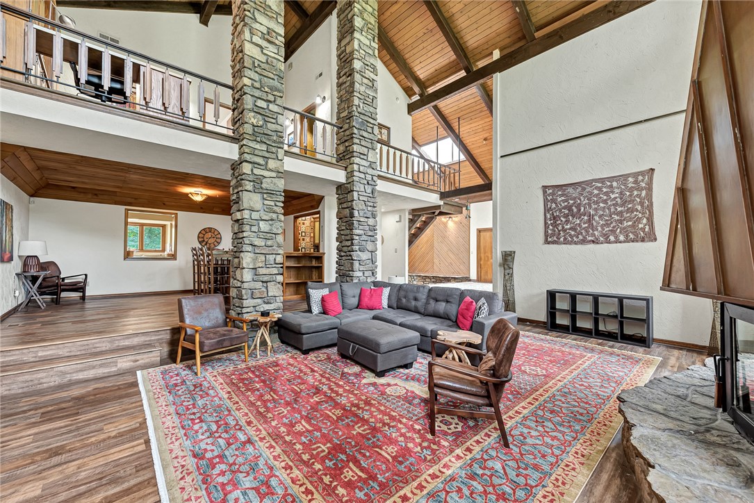 22-19-30 ROGERS - Residential