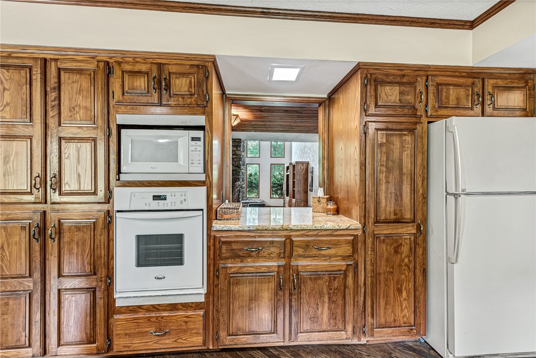 22-19-30 ROGERS - Residential