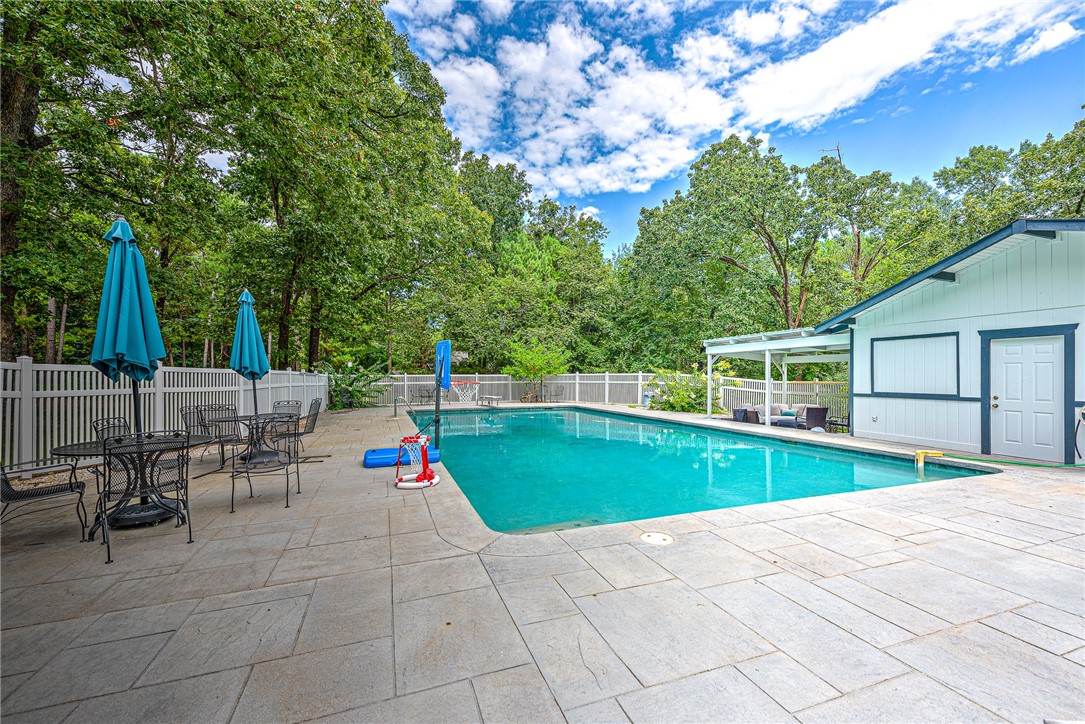 22-19-30 ROGERS - Residential