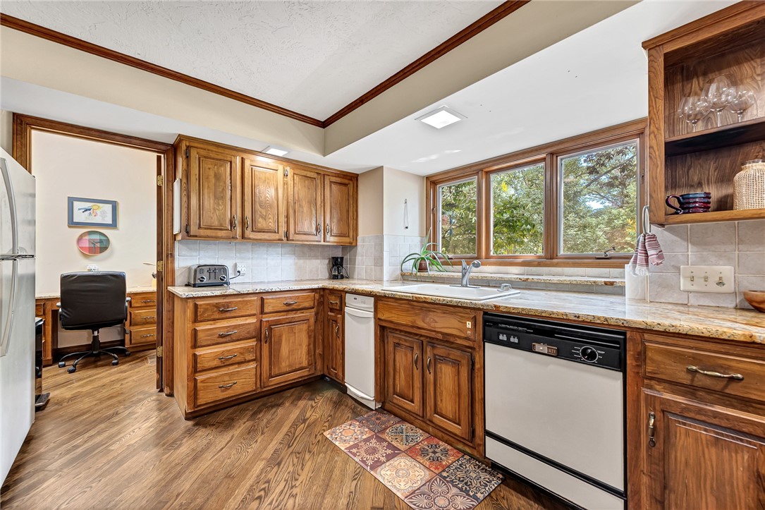 22-19-30 ROGERS - Residential