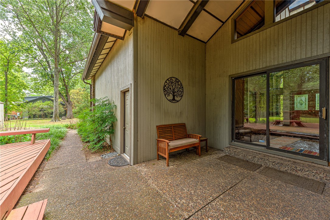 22-19-30 ROGERS - Residential