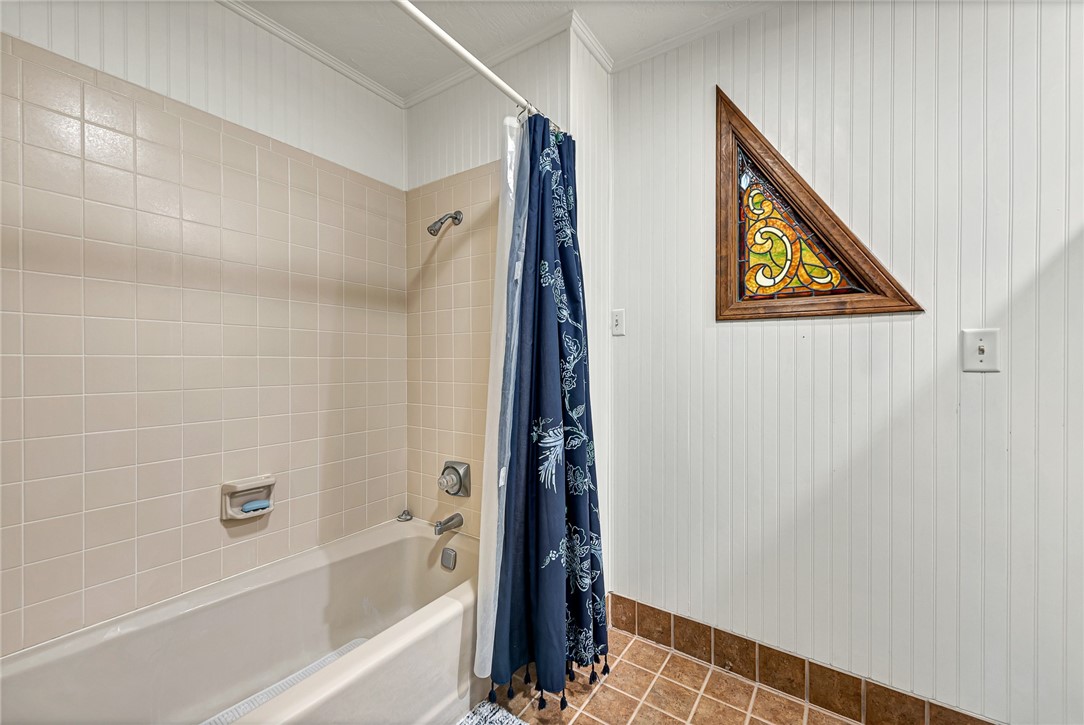 22-19-30 ROGERS - Residential