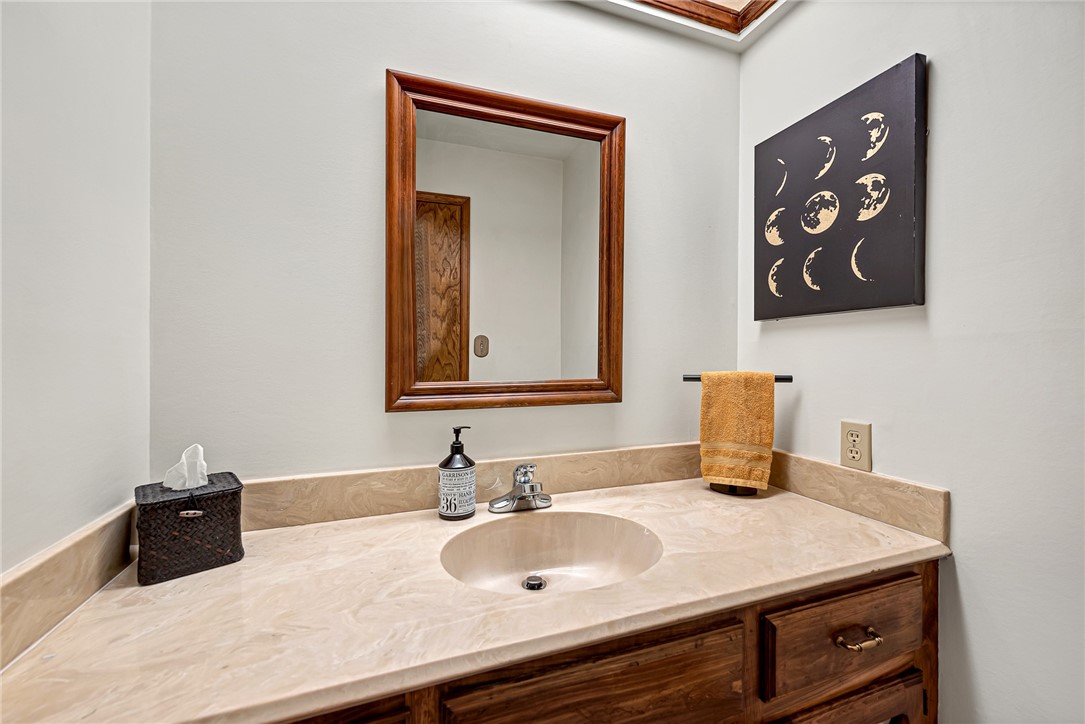 22-19-30 ROGERS - Residential