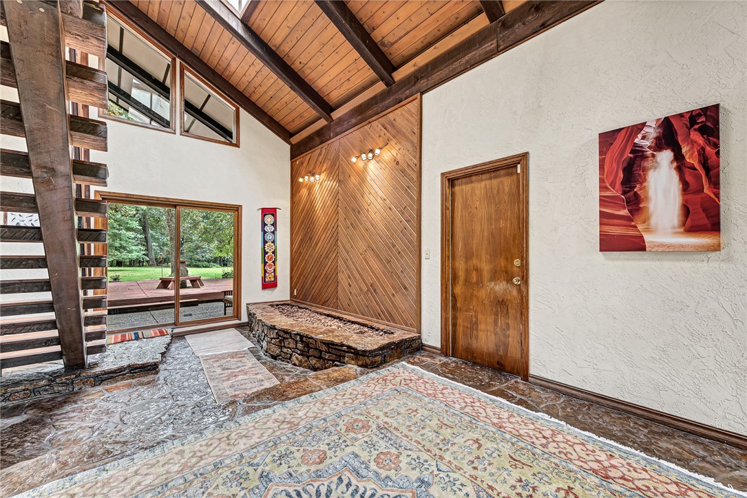 22-19-30 ROGERS - Residential