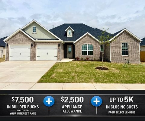 Photo of 702 Primitivo Avenue, Tontitown, AR 72762 (MLS # 1343914)