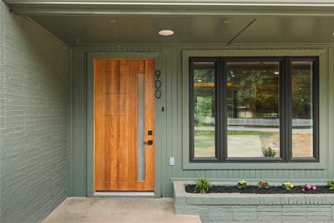 Photo of 900 E Ash Street, Fayetteville, AR 72703 (MLS # 1349682)