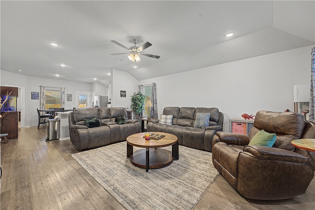 Riverside Village Sub Ph 21 - Residential