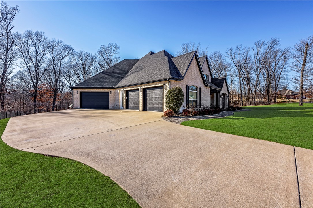 Versailles - Residential