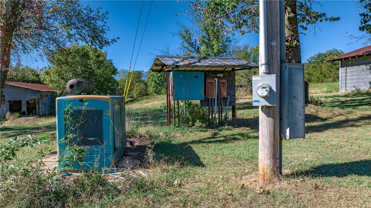 10-15-33 - Residential