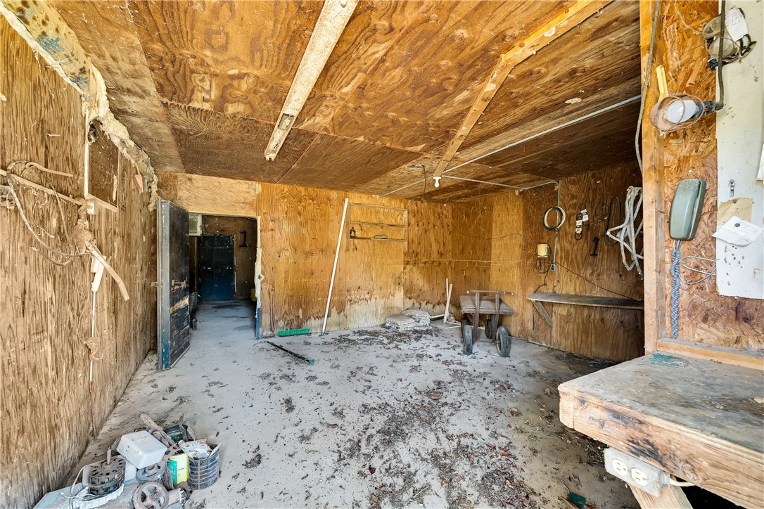 10-15-33 - Residential