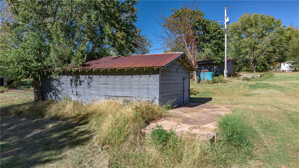 10-15-33 - Residential