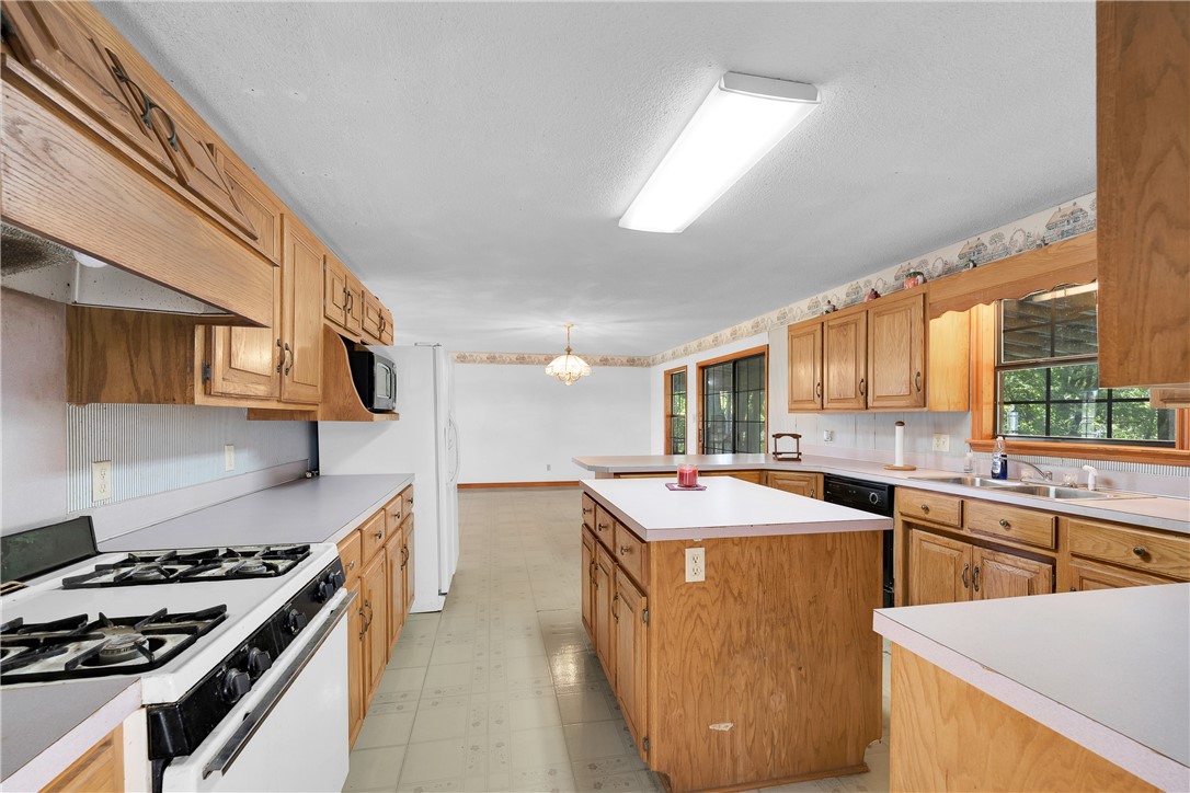 10-15-33 - Residential