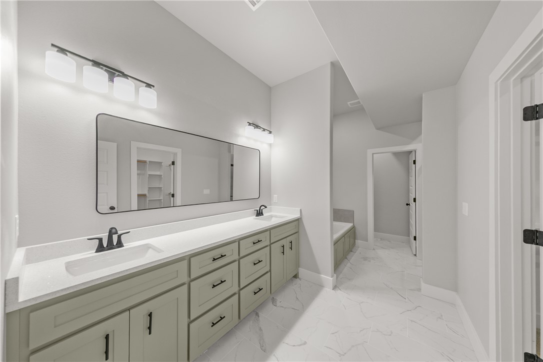 Silver Leaf Estates Ph I Centerton - Residential