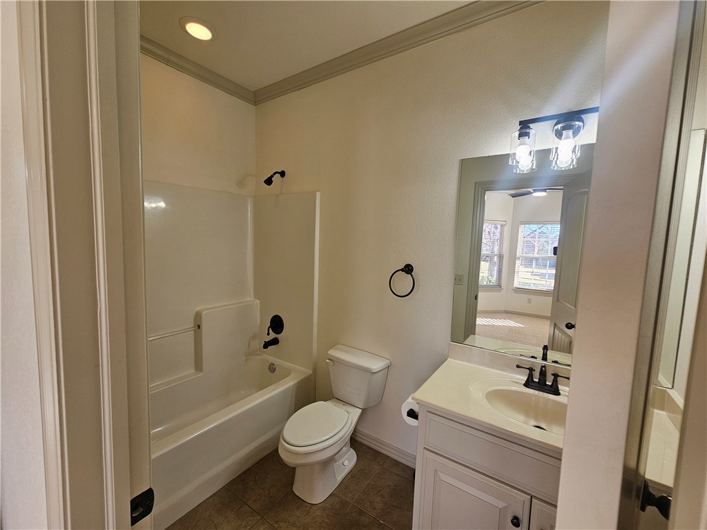 Peaks Ph Iii, The Rogers - Residential Lease