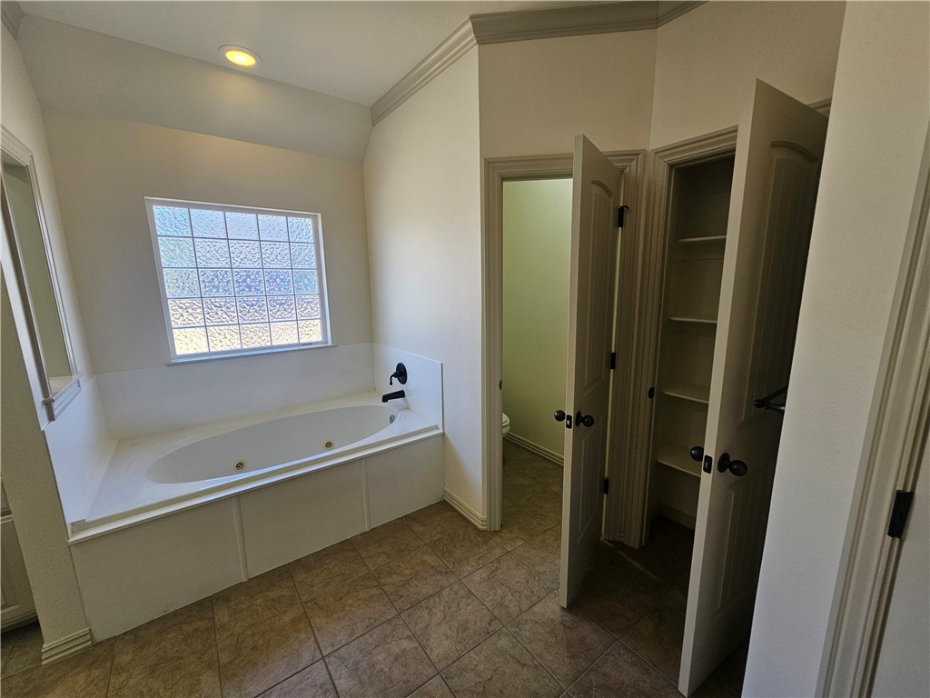 Peaks Ph Iii, The Rogers - Residential Lease