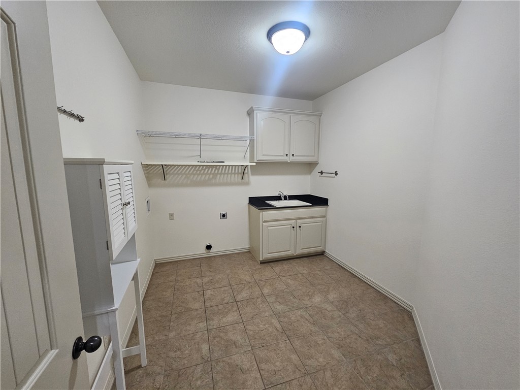 Peaks Ph Iii, The Rogers - Residential Lease