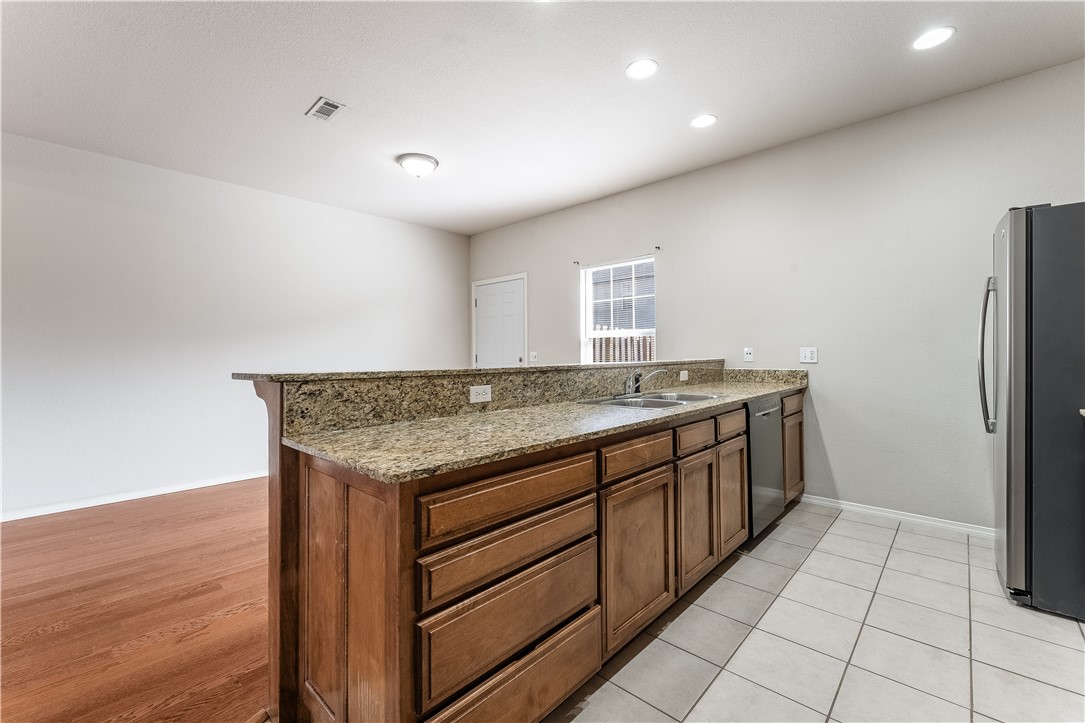 Riverwalk Farm Estate Ph I Bentonville - Residential Lease