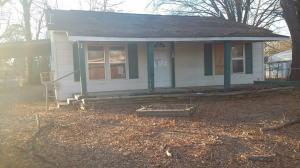 Great opportunity for parents looking for a place for their college student to live while attending college just down the street or if you are looking for a house to flip or just a new home, this could be yours!!! 3 bedroom, 1.5 bath, nice sized lot and close to all amenities. ***HIGHEST AND BEST MULTIPLE OFFER ROUND***DEADLINE IS THURSDAY MARCH 1, 2018 NOON! SUBMIT NEW OFFER WITH POF OR PRE-QUAL