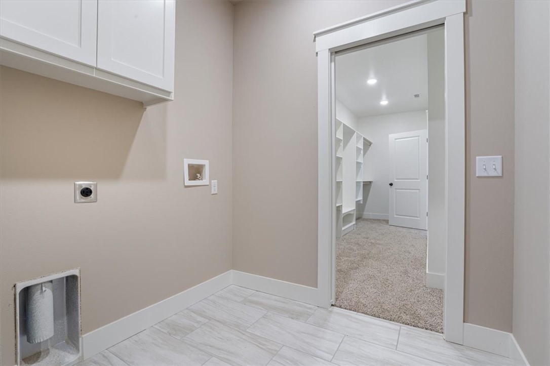 Snyder Estates Ph Iii Rurban - Residential