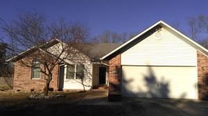 Cute 3 bedroom 2 bath home in a great location between Harrison and Branson. The home has hardwood flooring throughout, granite counter tops, fenced in backyard and a large master closet. Call to set up your showing today.