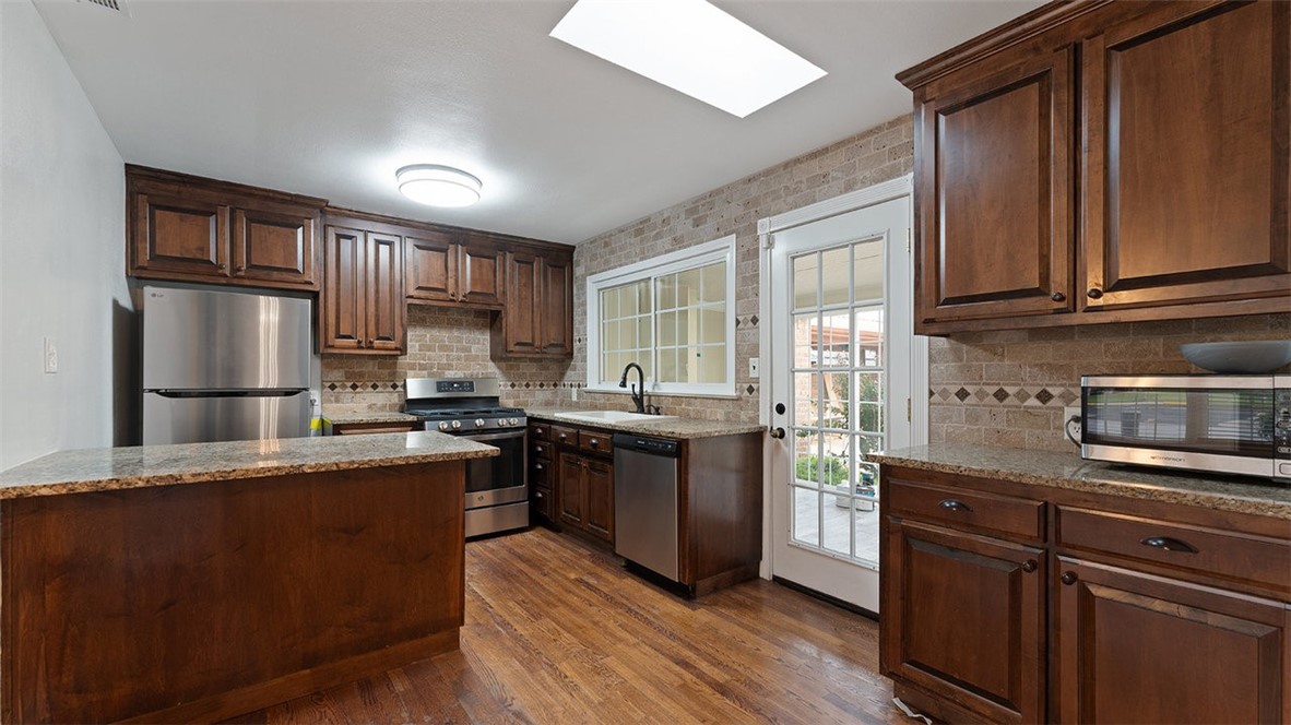 Felkers Sub Rogers - Residential Lease