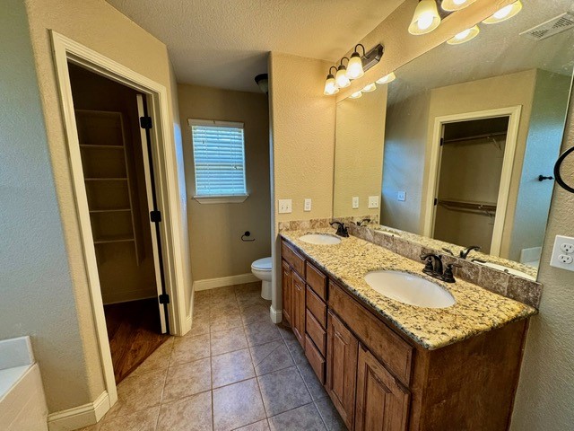 LAURYNWOOD ESTATES-BENTONVILLE - Residential Lease