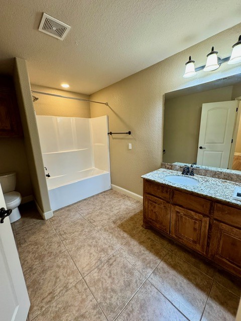 LAURYNWOOD ESTATES-BENTONVILLE - Residential Lease