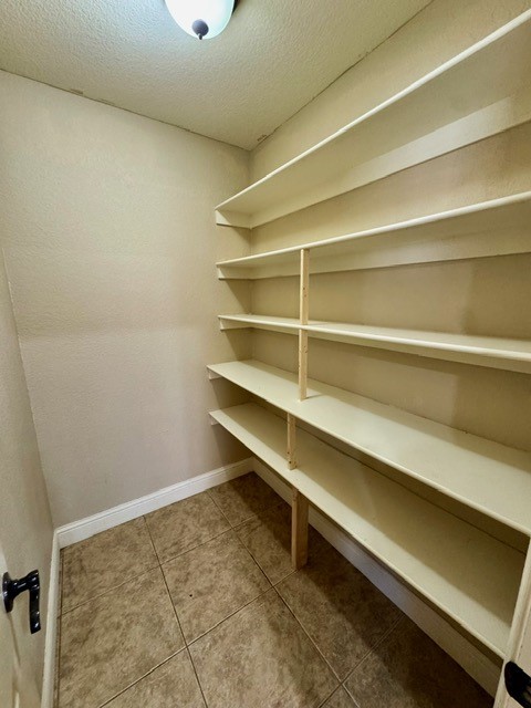 LAURYNWOOD ESTATES-BENTONVILLE - Residential Lease
