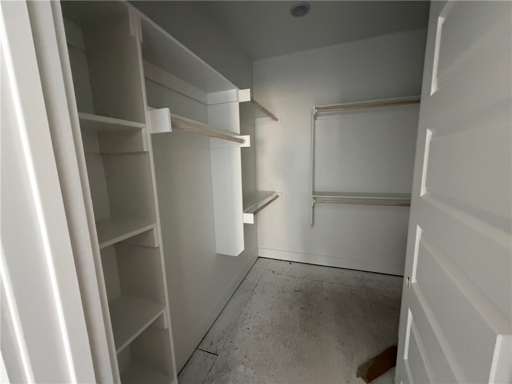 BEDFORD - Residential