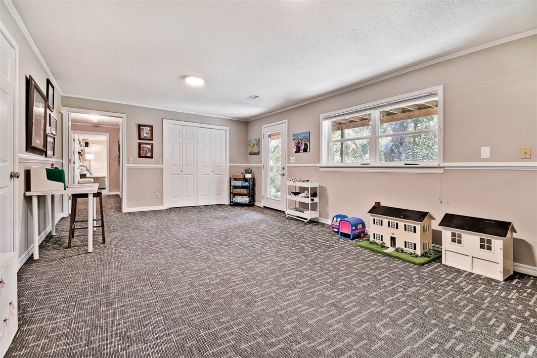 Hyland Park - Residential