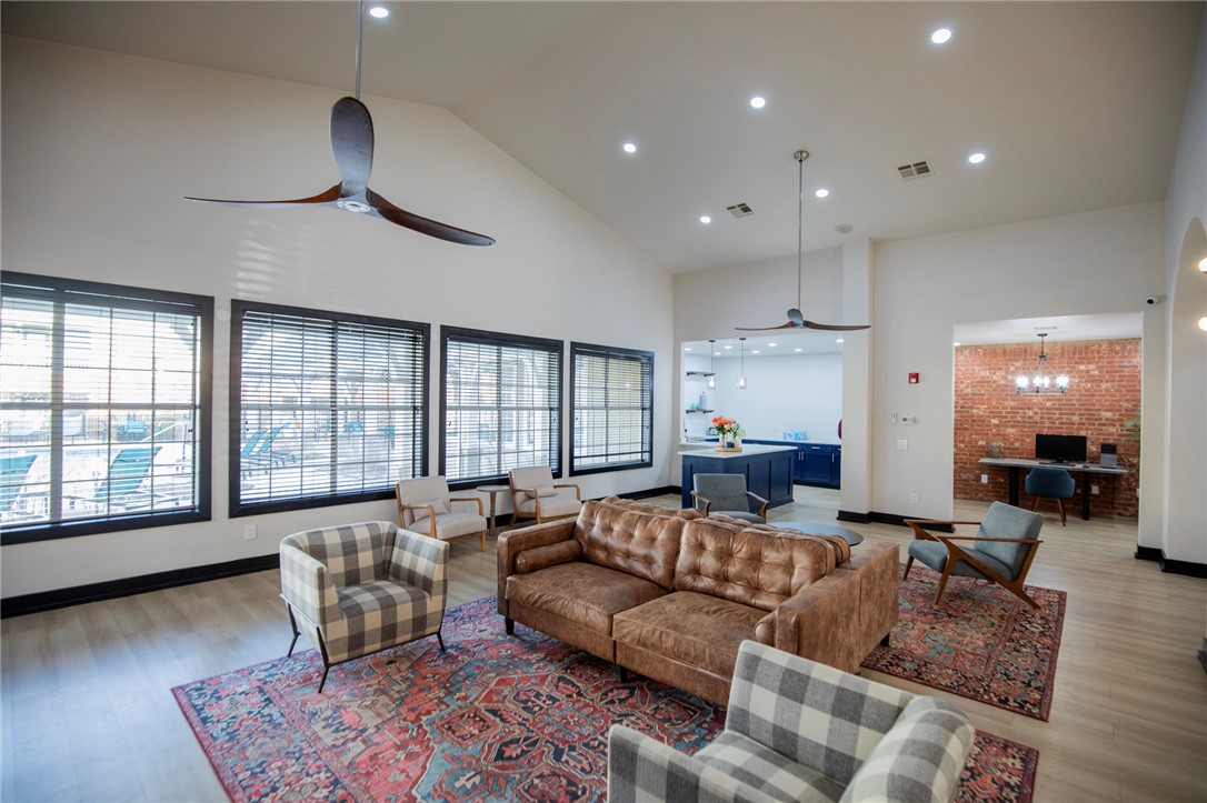 RESERVE AT STEELE CROSSING (THE) - HPR - Residential