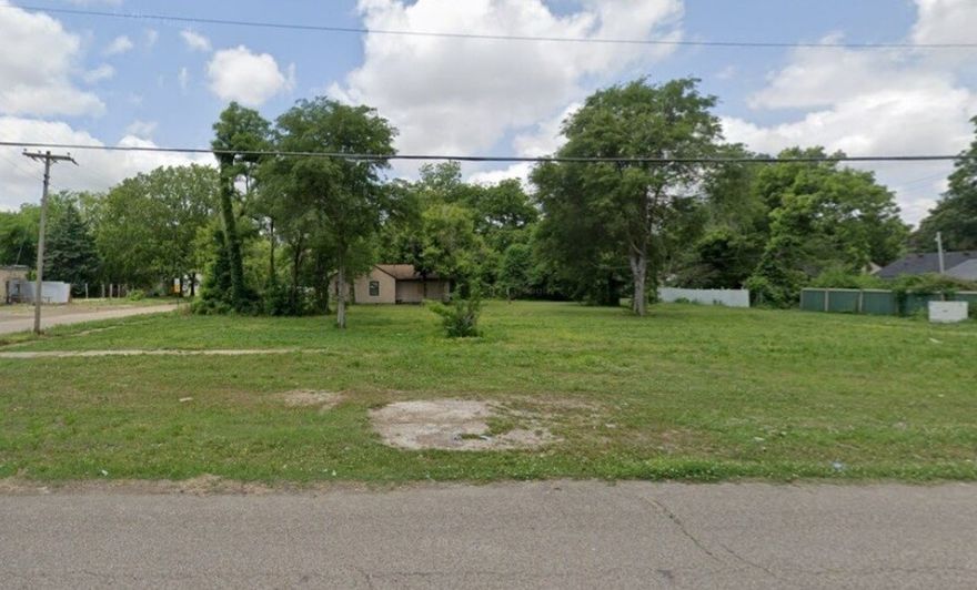Build your new home on this spacious .39 (+/-) acre lot in Blytheville, Arkansas of Mississippi County. It is just West of the Mississippi River and Tennessee border and local amenities. It conveys with a Limited Warranty Deed. Owner financing available. It is zoned both residential and commercial. Call or text today for more information.