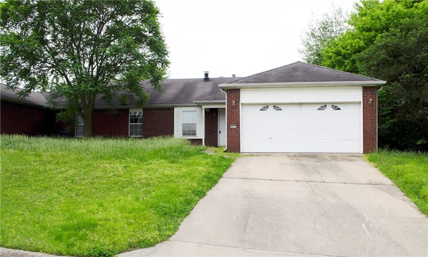 Newly renovated! Great 3-bedroom duplex located off Wedington - close to U of A campus, shopping, restaurants, and I49 access. Unit comes with refrigerator, oven/range, dishwasher, and microwave. Spacious living room with gas fireplace. Fenced backyard with covered back patio to enjoy the upcoming summer months! Tenant responsible for electric, water, trash, gas, cable/internet, lawn care, washer, and dryer. Applications to be completed online through www.nwarealtypm.com. Showings are through appointments only.  Owner holds active AR Real Estate license.