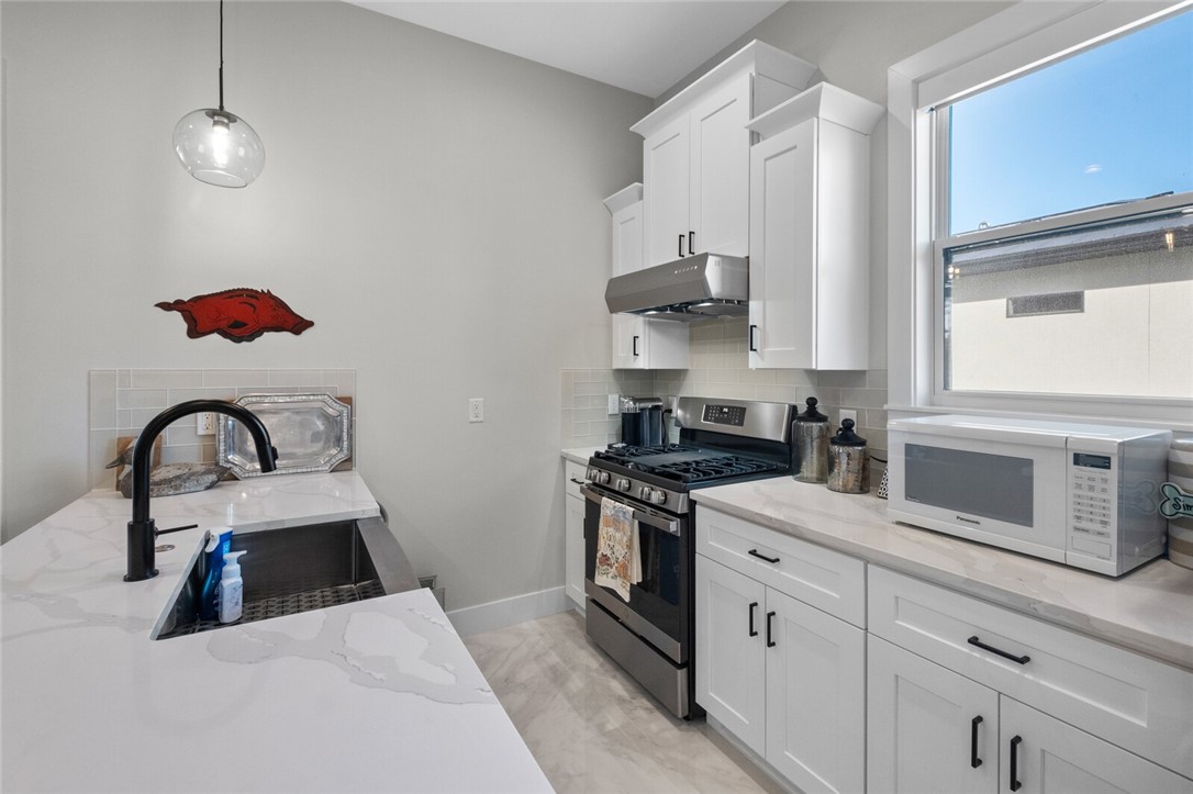 Ozark Acres-Cave Springs - Residential