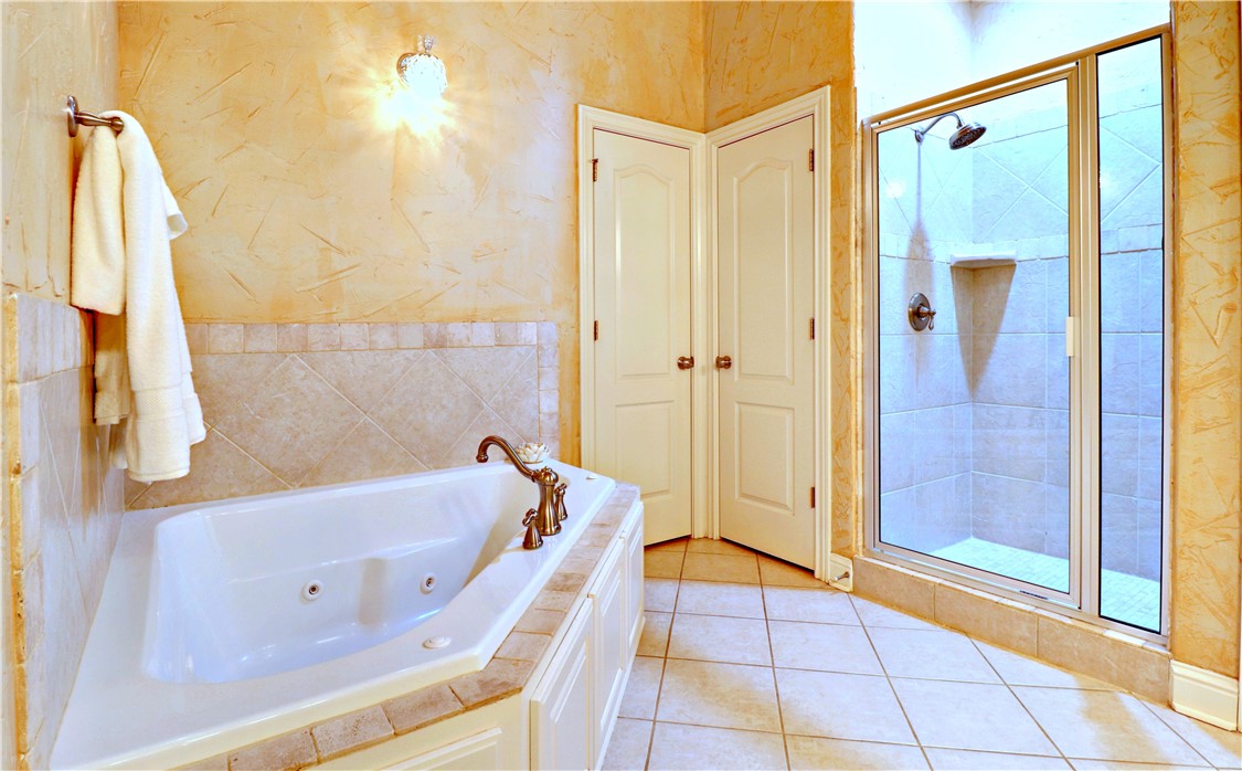 Shadow Valley Ph Iv Rogers - Residential