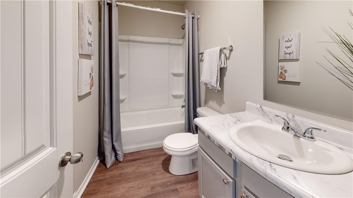 STOKENBURY FARMS VI - Residential