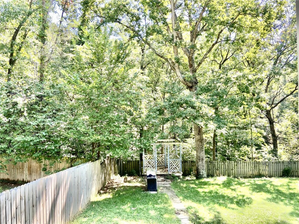 Worcester Sub Bvv - Residential Lease