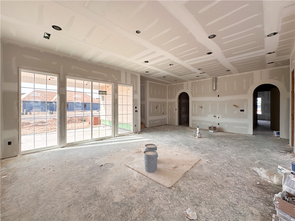 County Line Square - Residential