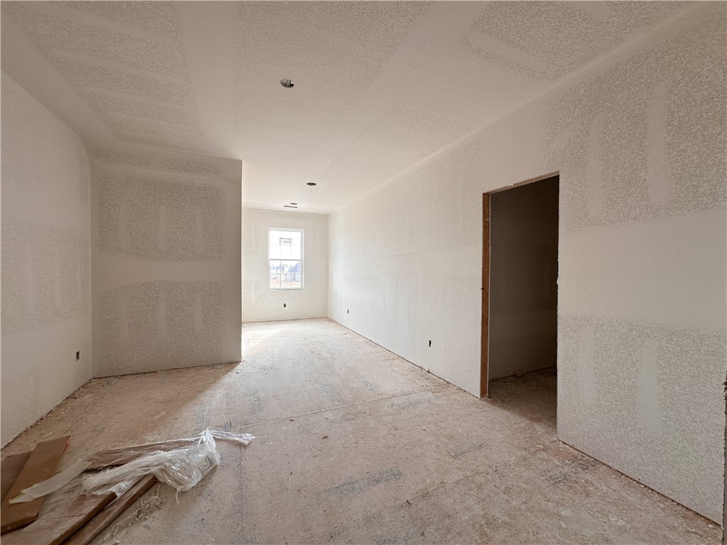 County Line Square - Residential